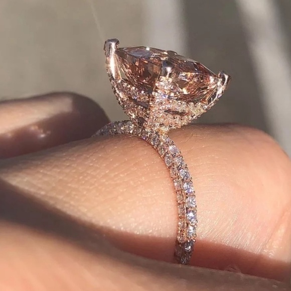 Champagne Diamond Statement Ring - Picture 7 of 15